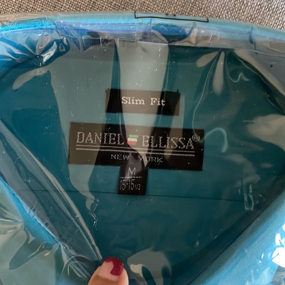 Beautiful blue long sleeve slim fit shirt. Never opened , size 15-15.5 - Picture 2 of 4